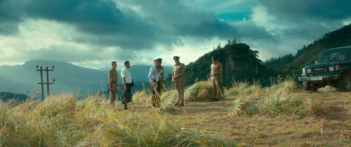 Golden Royal Bengal Tiger: Lalith Rathnayake's Cinematic Triumph | t2ONLINE