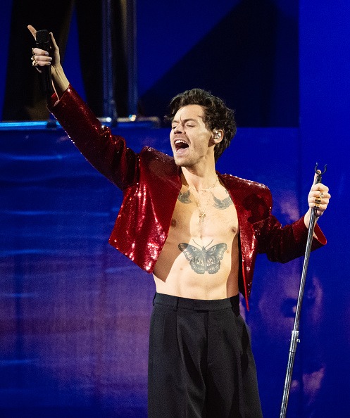 Harry Styles wins hearts as he welcomes Ukrainian refugees to his concert  in Poland