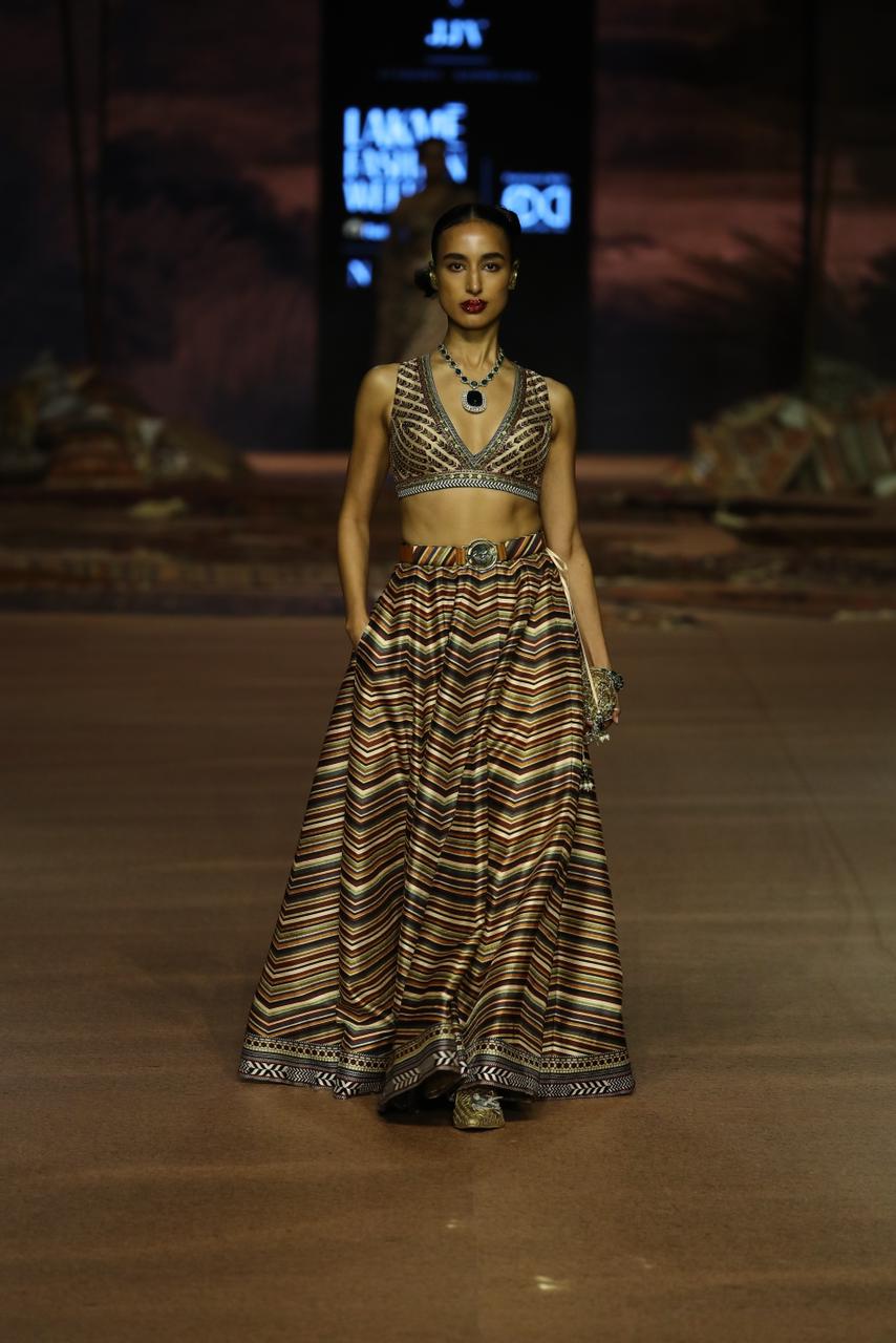 JJV. Kapurthala ended Day 2 of Lakme Fashion Week x FDCI with a