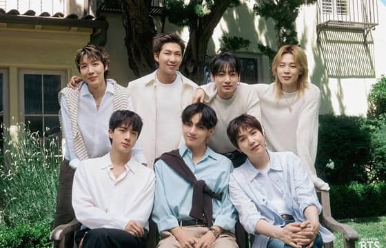 K-pop: Global Expansion through Fusion Sounds | t2ONLINE